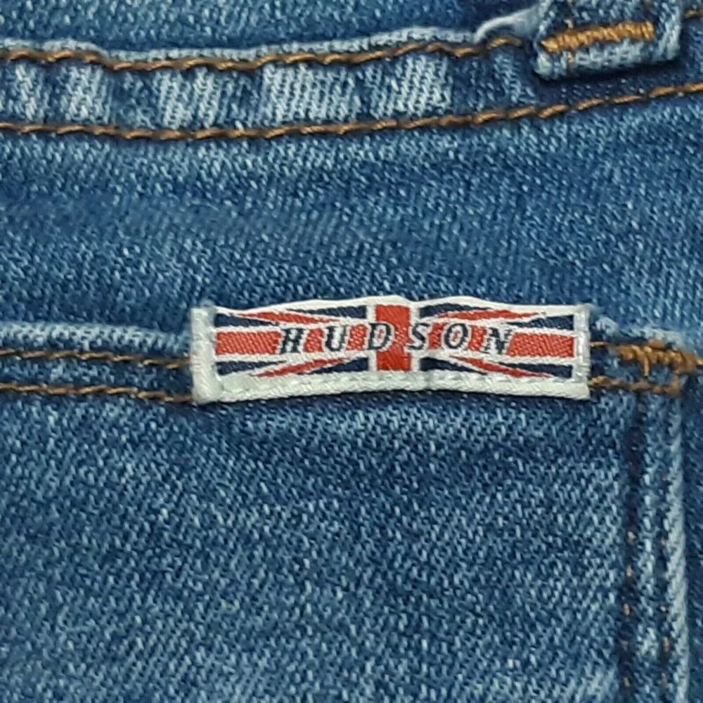Hudson Jeans Girls 10 Blue Straight Leg Stretch Medium Wash 22 in‎ Inseam